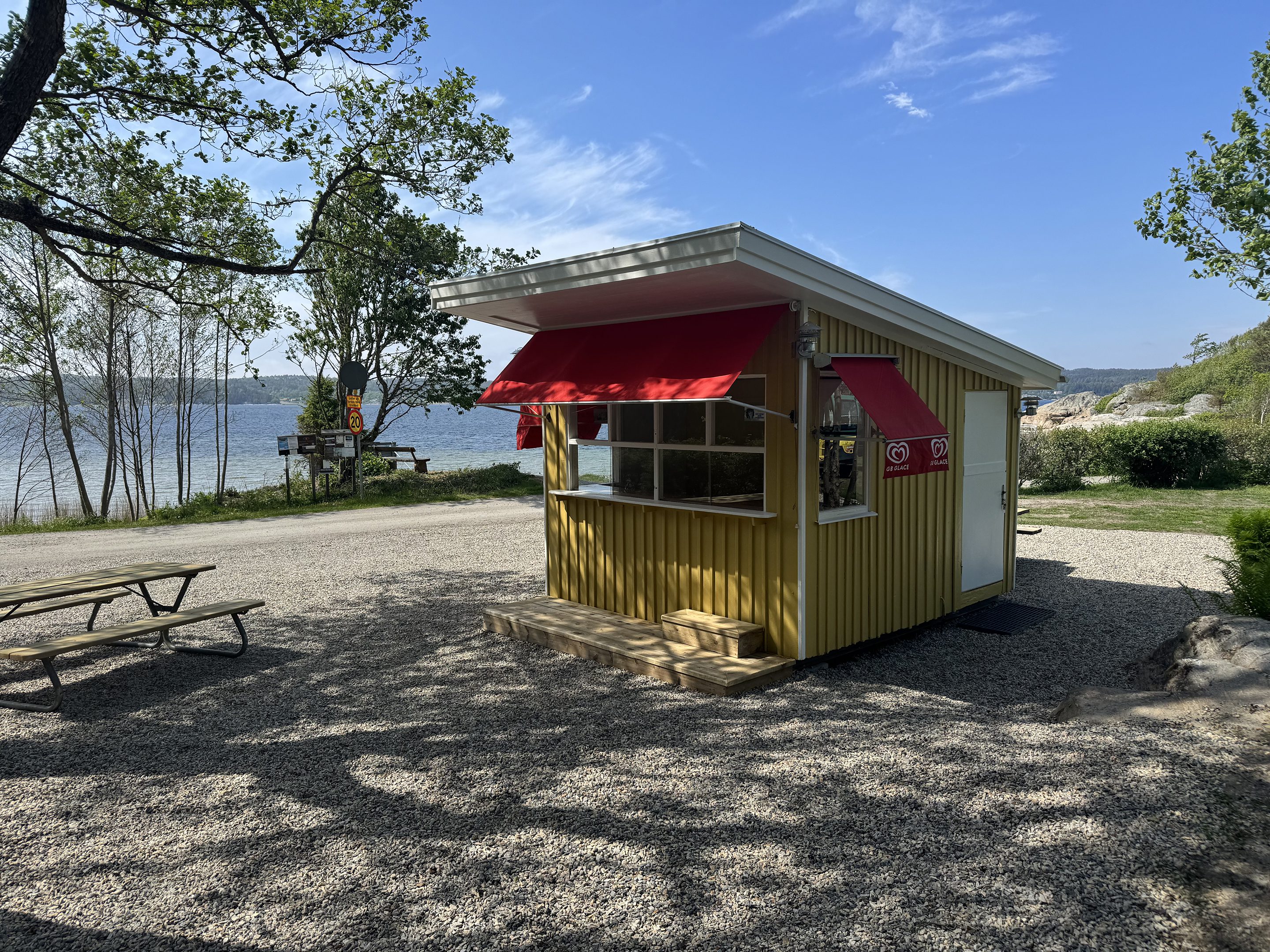 kiosk